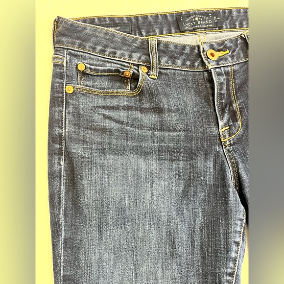 Lucky Brand Women's Lolita Skinny Jeans Dark Blue Wash Size 6/28 - Picture 2 of 16